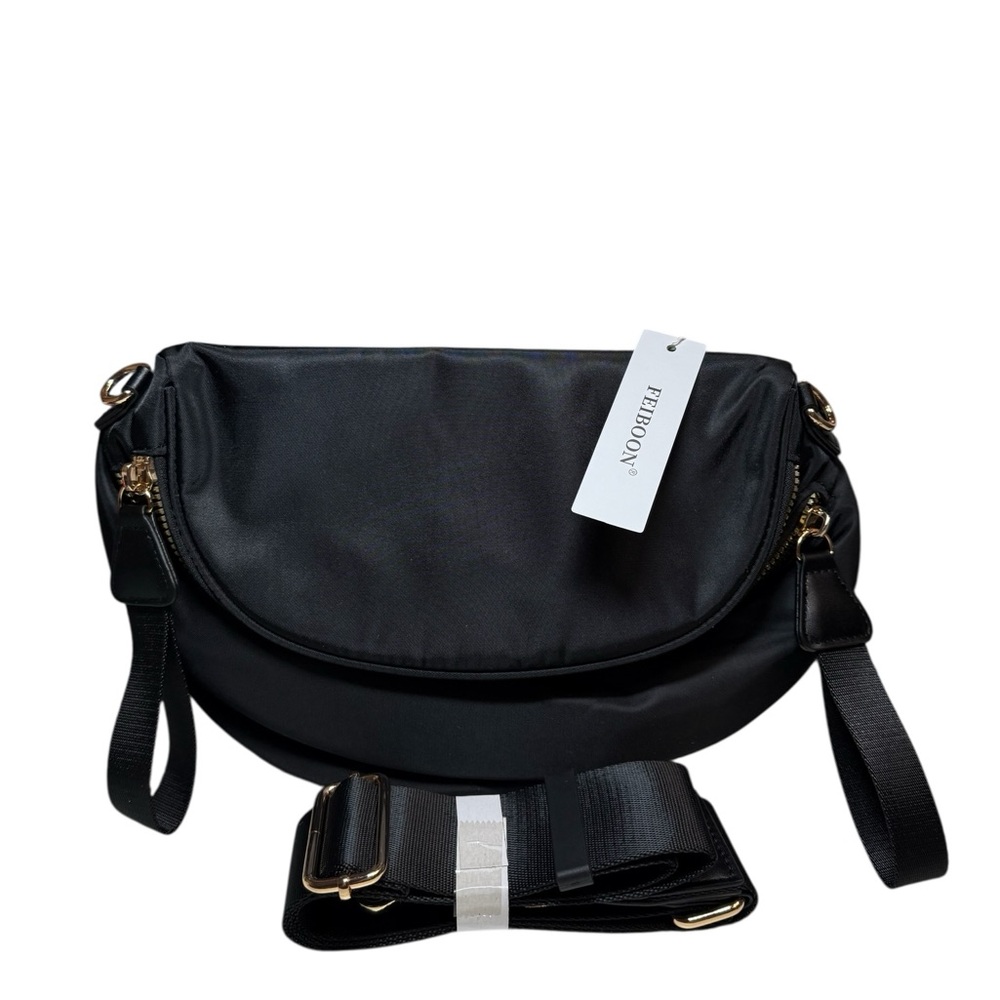 ✨🖤Black Bum Bag Crossbody Sling Bag - Wide Strap 🖤✨ NWT - Picture 5 of 7